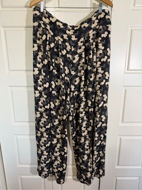 Black & Cream Floral Wide-Leg Pants